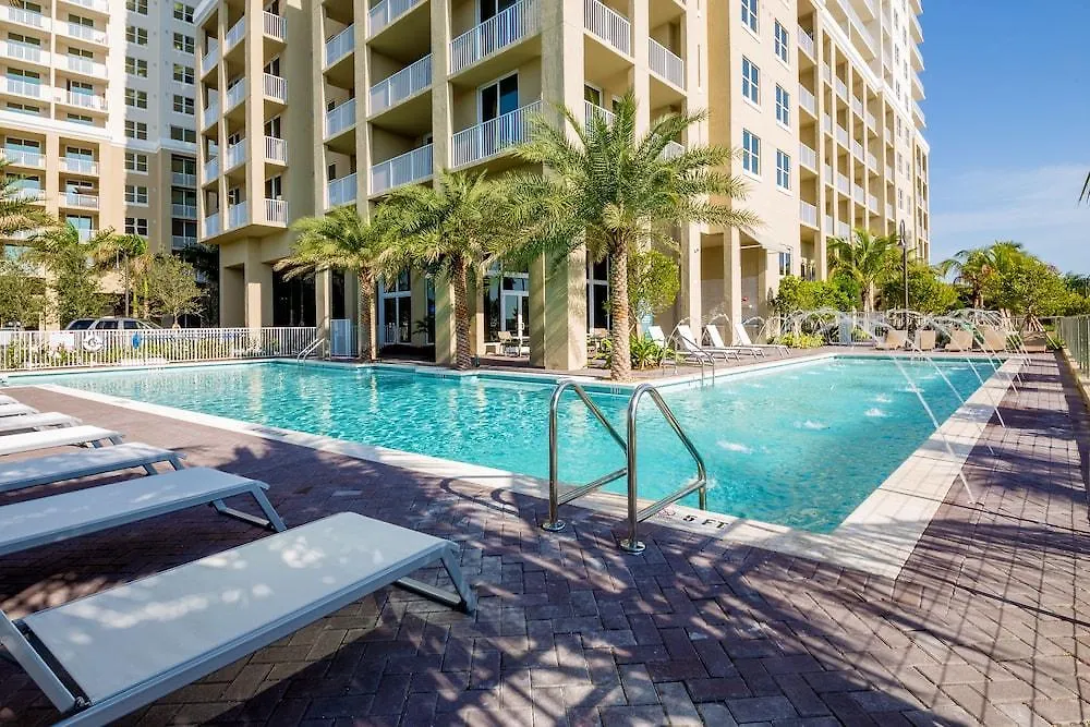 Mare Azur Luxury By Grand Bay Ξενοδοχείο 4*