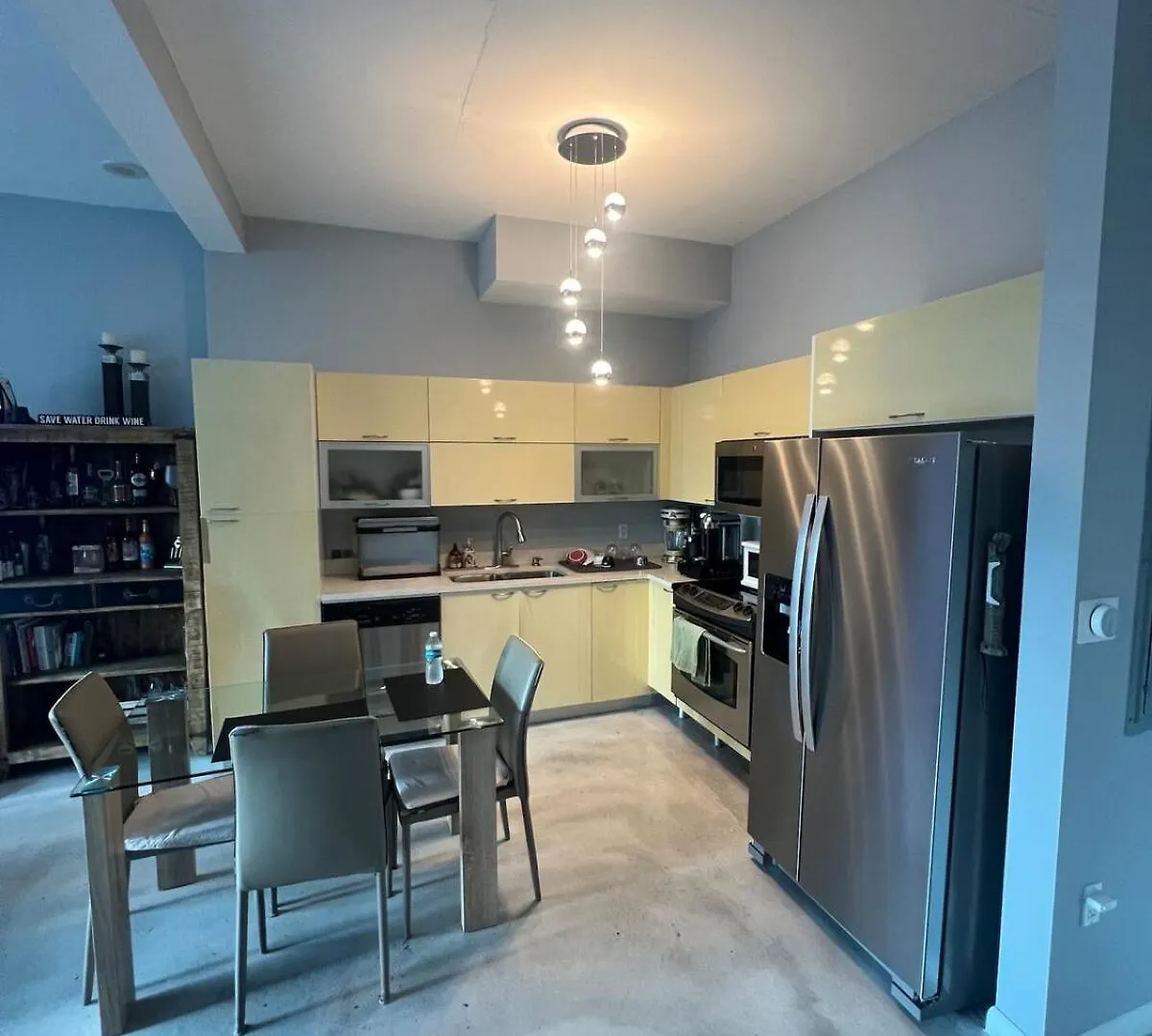 Downtown Prime Cozy Loft, Steps To Bayside Appartamento
