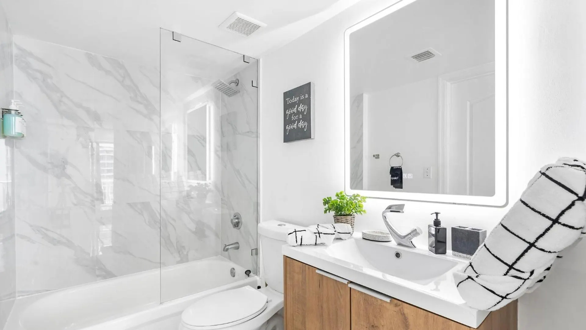 Appartement Exclusivity & Relaxation Offered By Our *