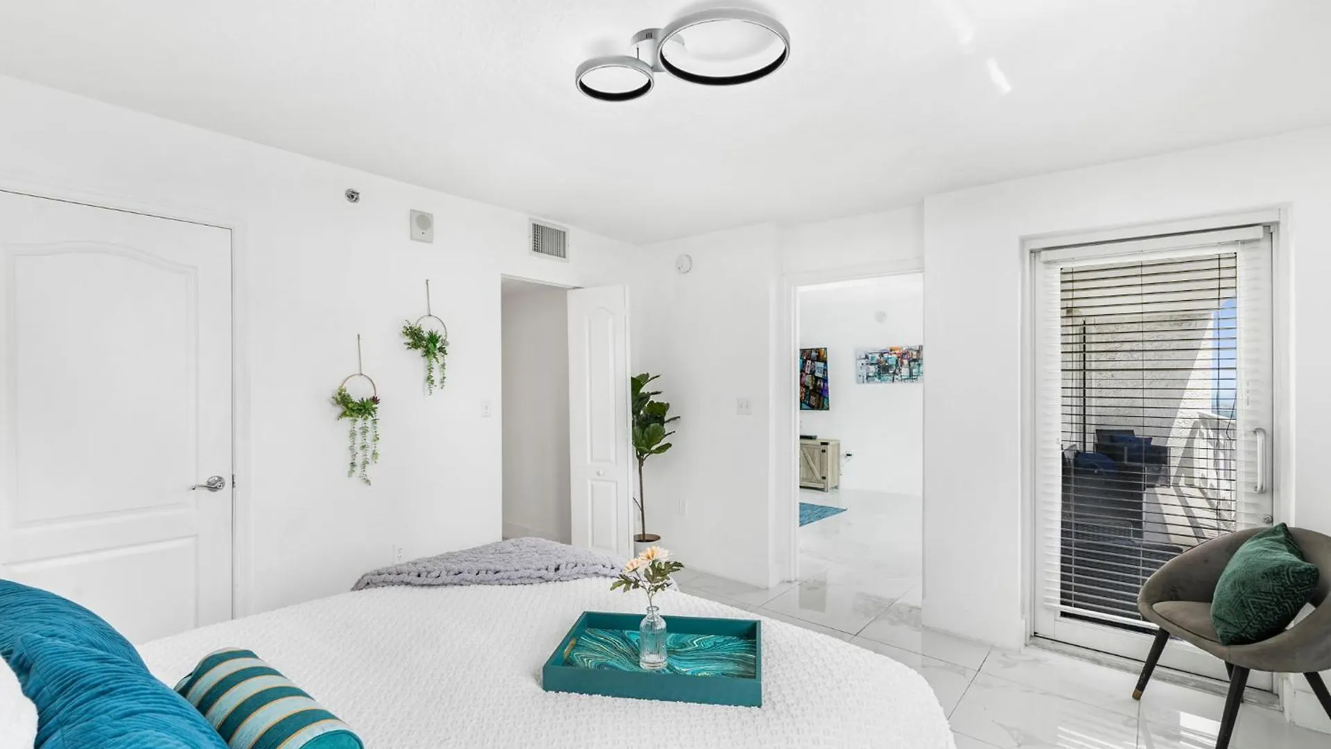Exclusivity & Relaxation Offered By Our Appartement Miami