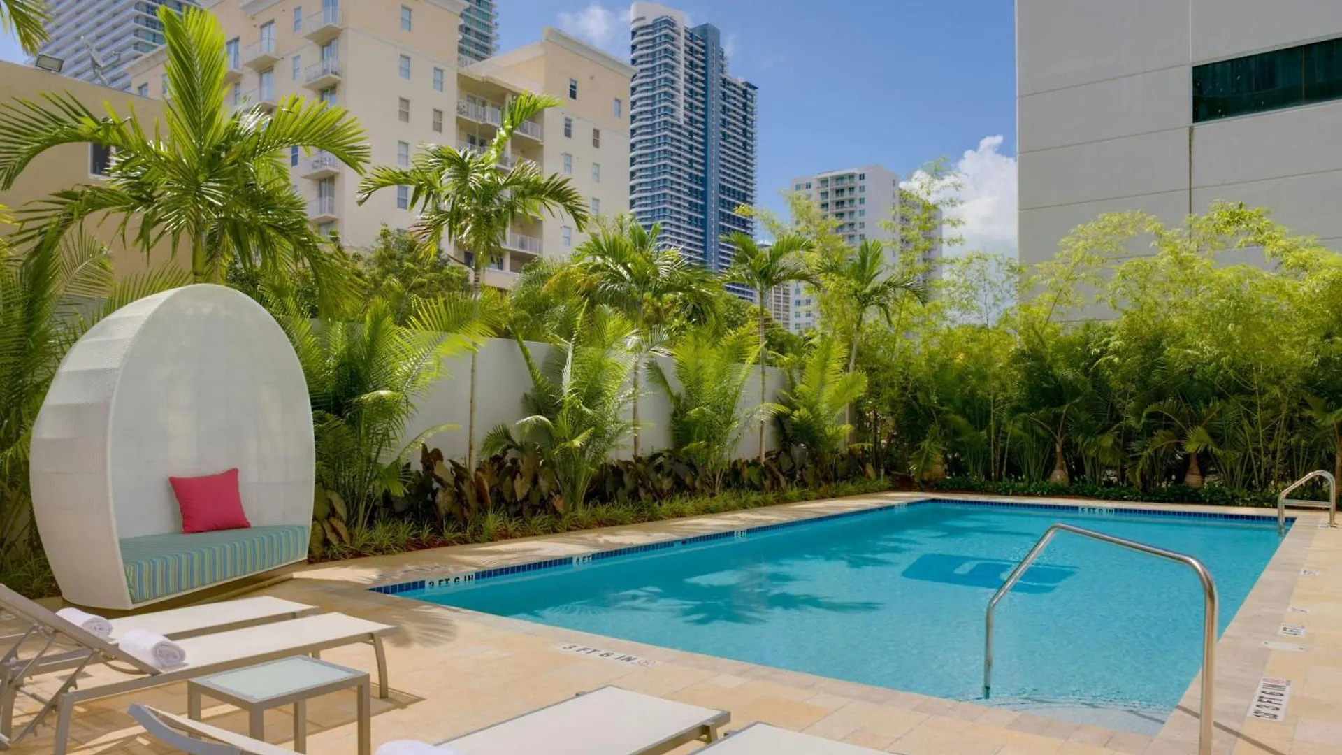 Hotel Aloft Brickell Miami