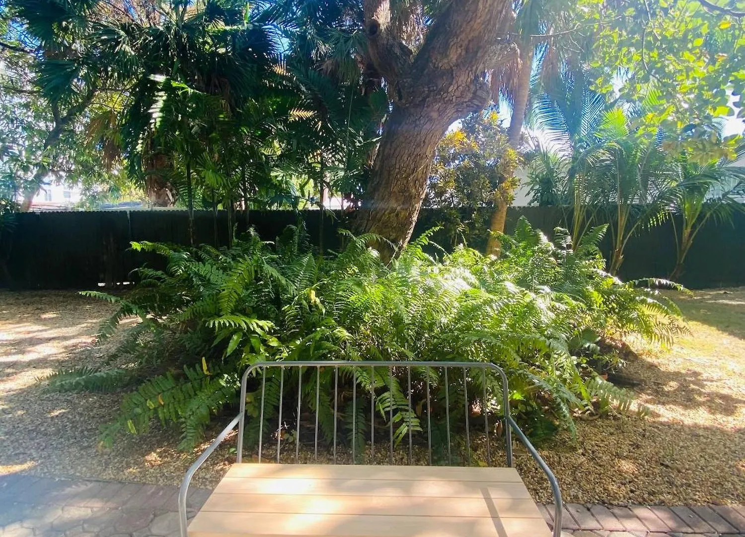 Appartement 3 Bedroom With Backyard Oasis