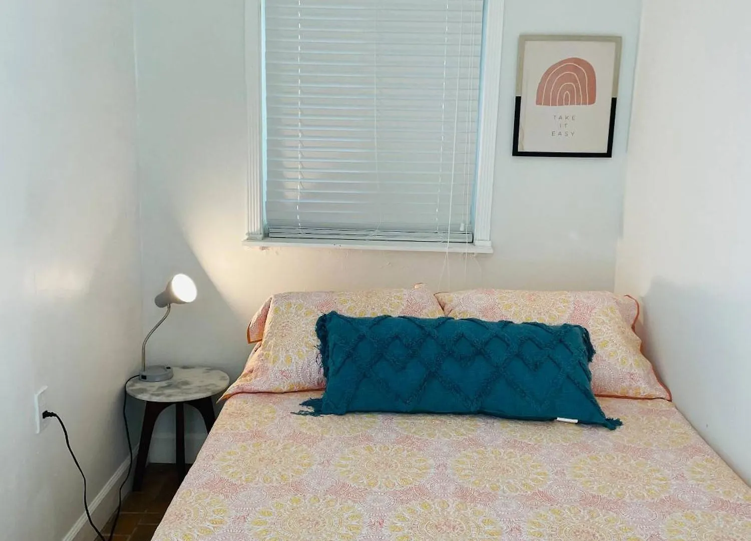 3 Bedroom With Backyard Oasis Appartement *