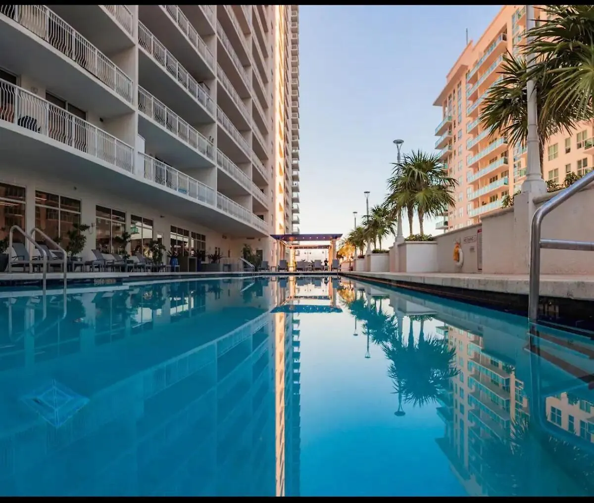 Unit In Heart Of Brickell