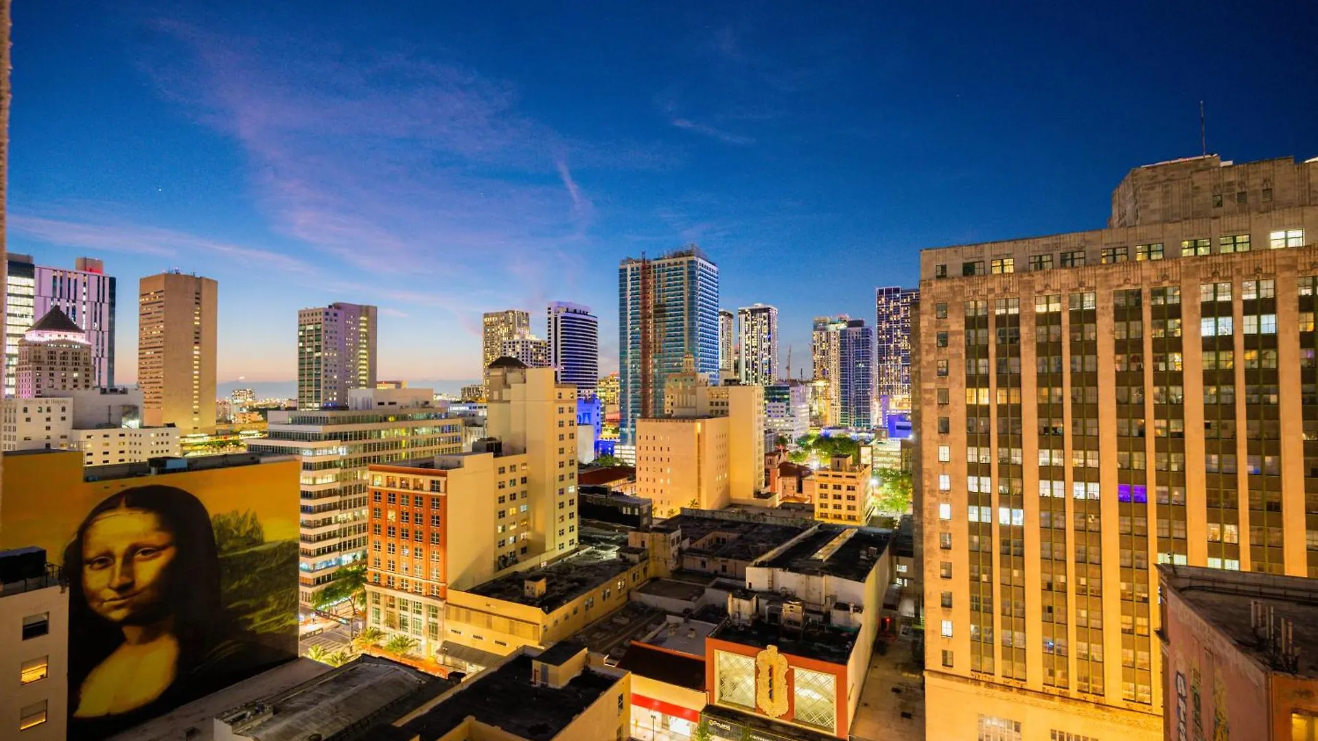 Apartment Luxury Loft W Skyline View, Rooftop Pool, Brickell Downtown Miami