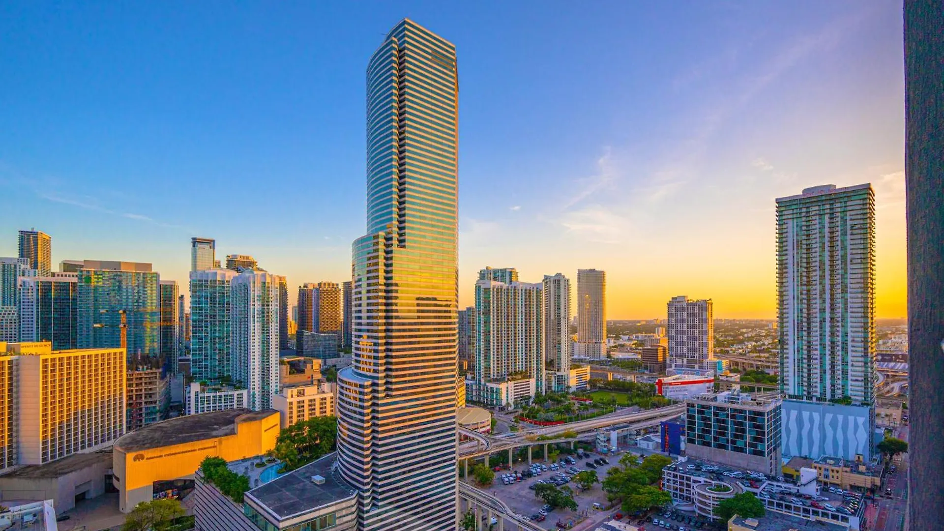 Apartment Luxury Loft W Skyline View, Rooftop Pool, Brickell Downtown Miami