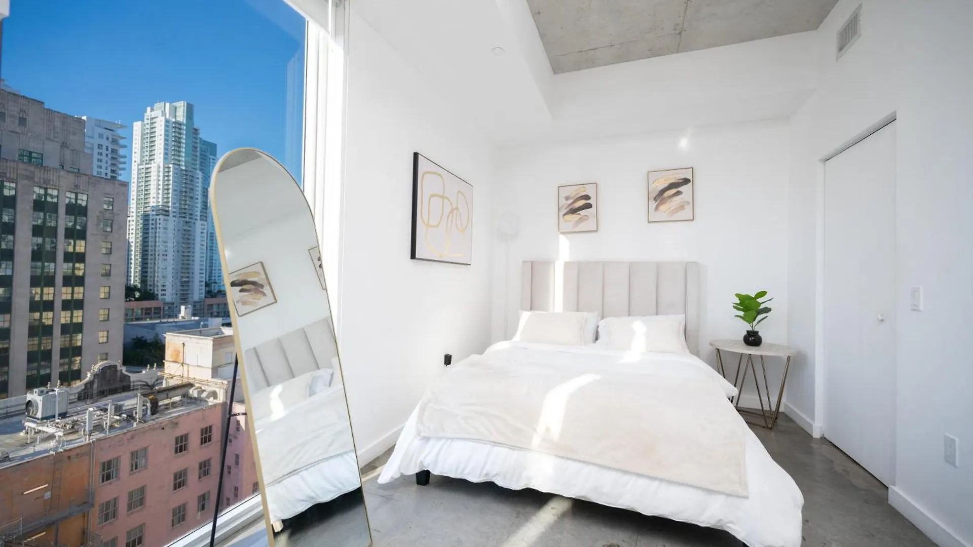 Apartment Luxury Loft W Skyline View, Rooftop Pool, Brickell Downtown Miami
