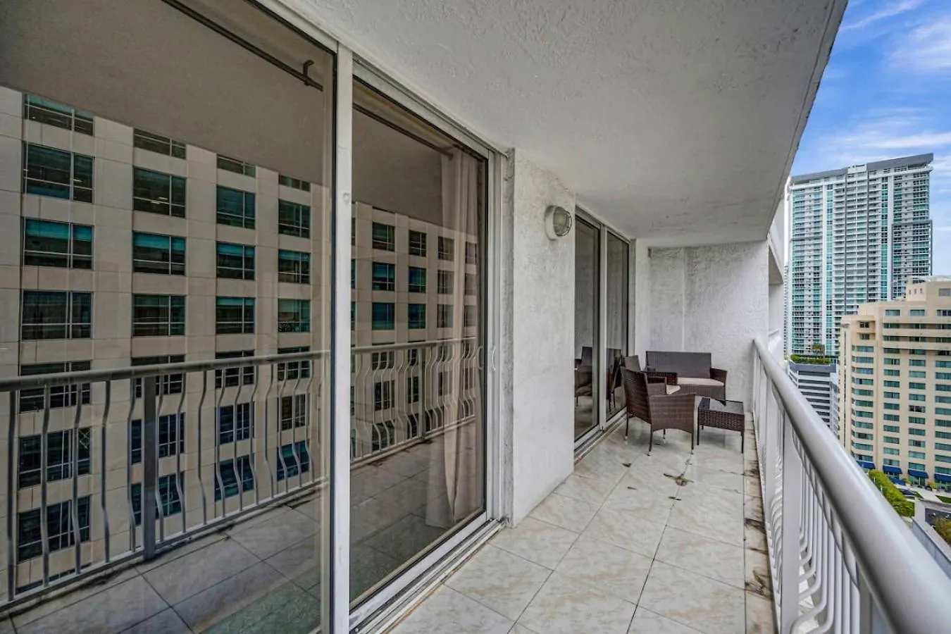 Peaceful Brickell 1br Water And Outlook Appartement Miami
