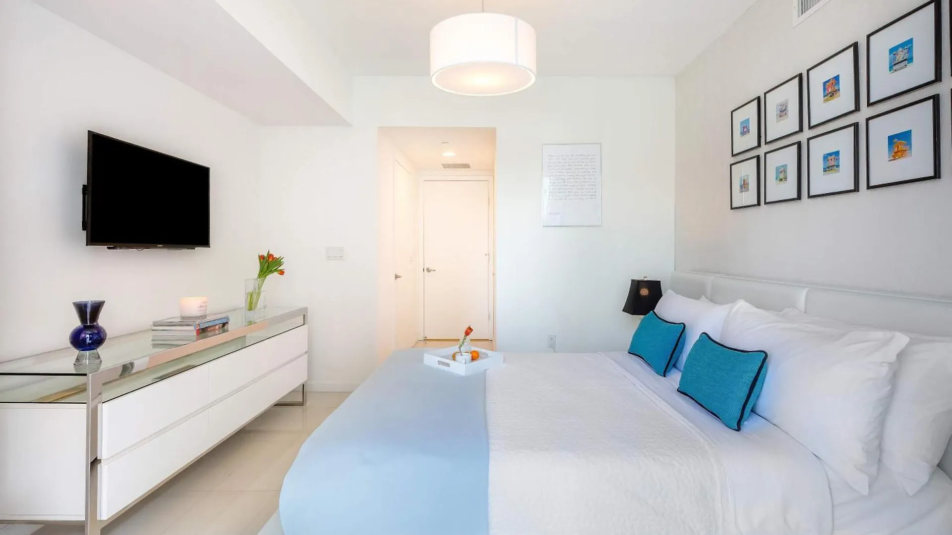 Mvr - Sky-high Style In Brickell
