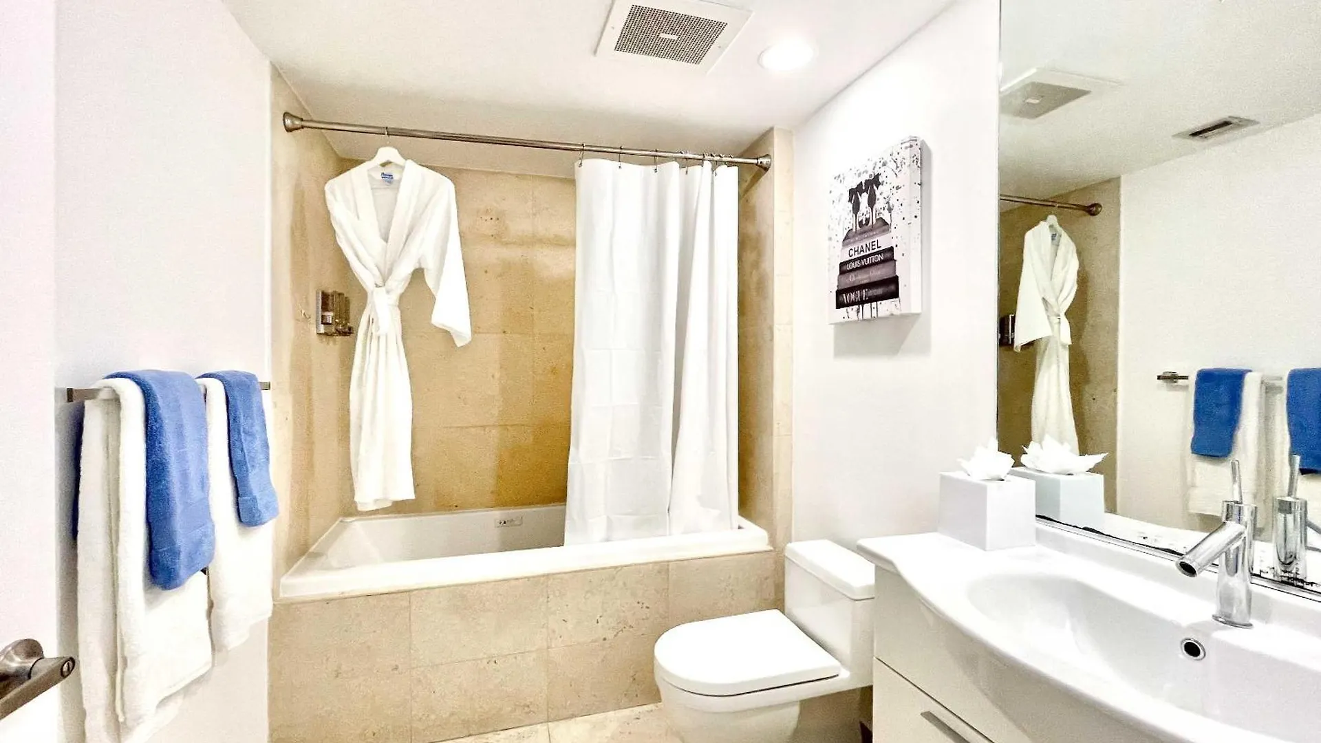 Mvr Brickell Gem W Designer Touches * Miami