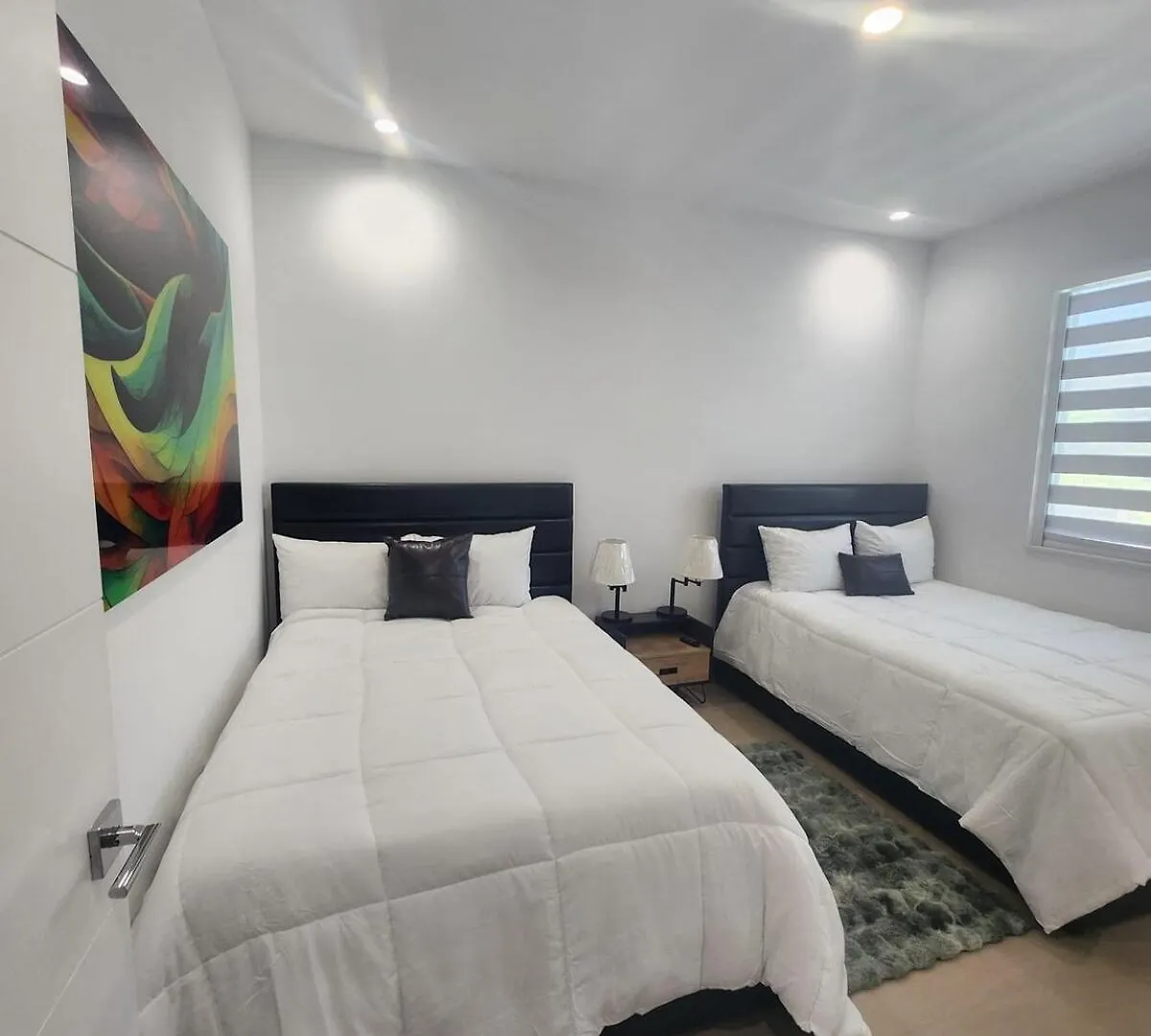 Coral Gabble Modern Mansion With Pool Villa