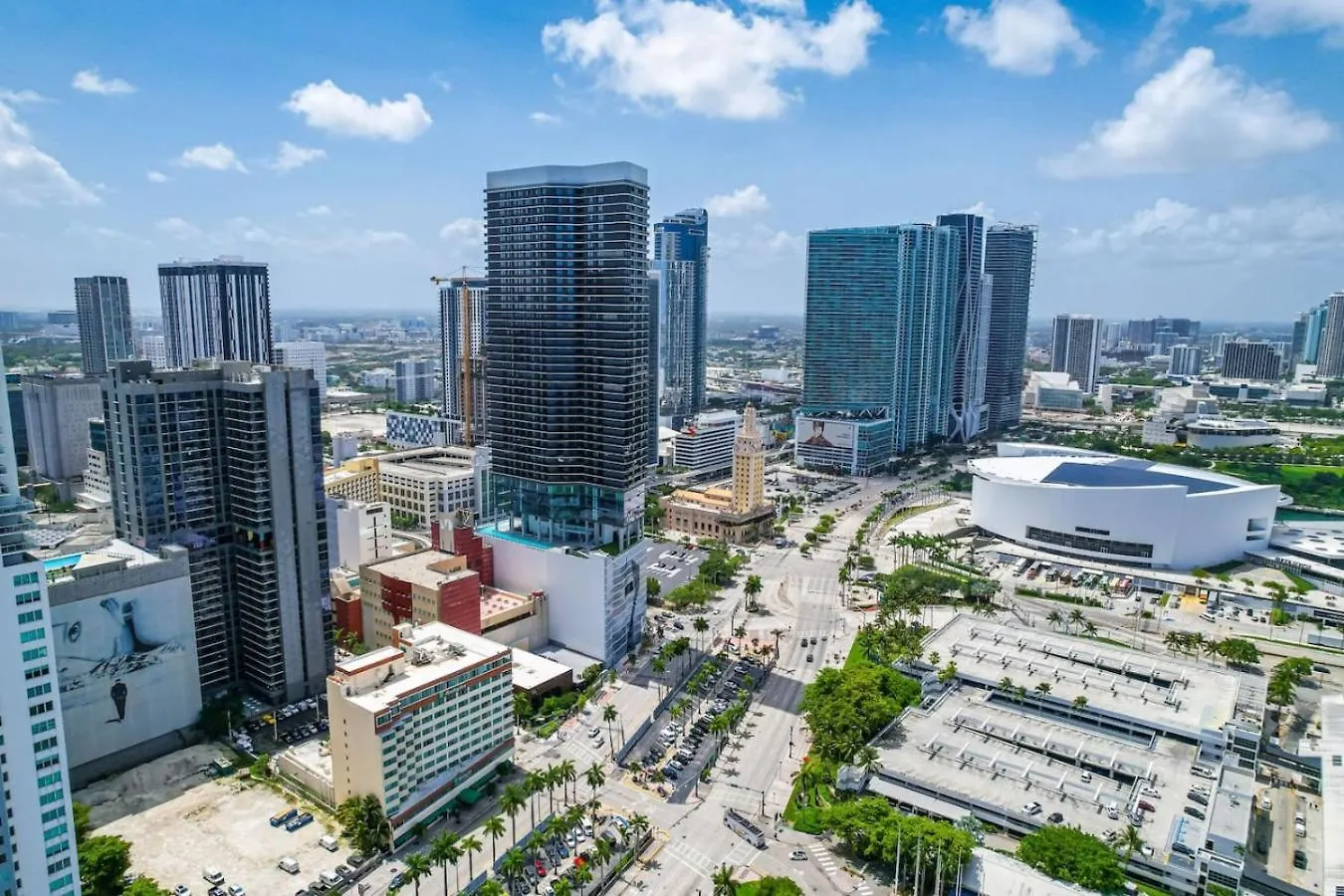Bayview 2br Retreat Stunning Views And Pool Miami