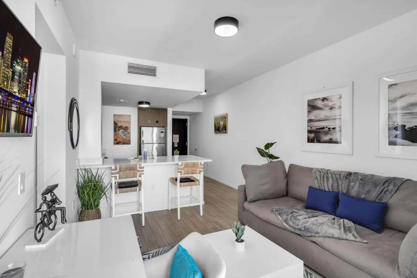 Daire Bayview 2br Retreat Stunning Views And Pool *