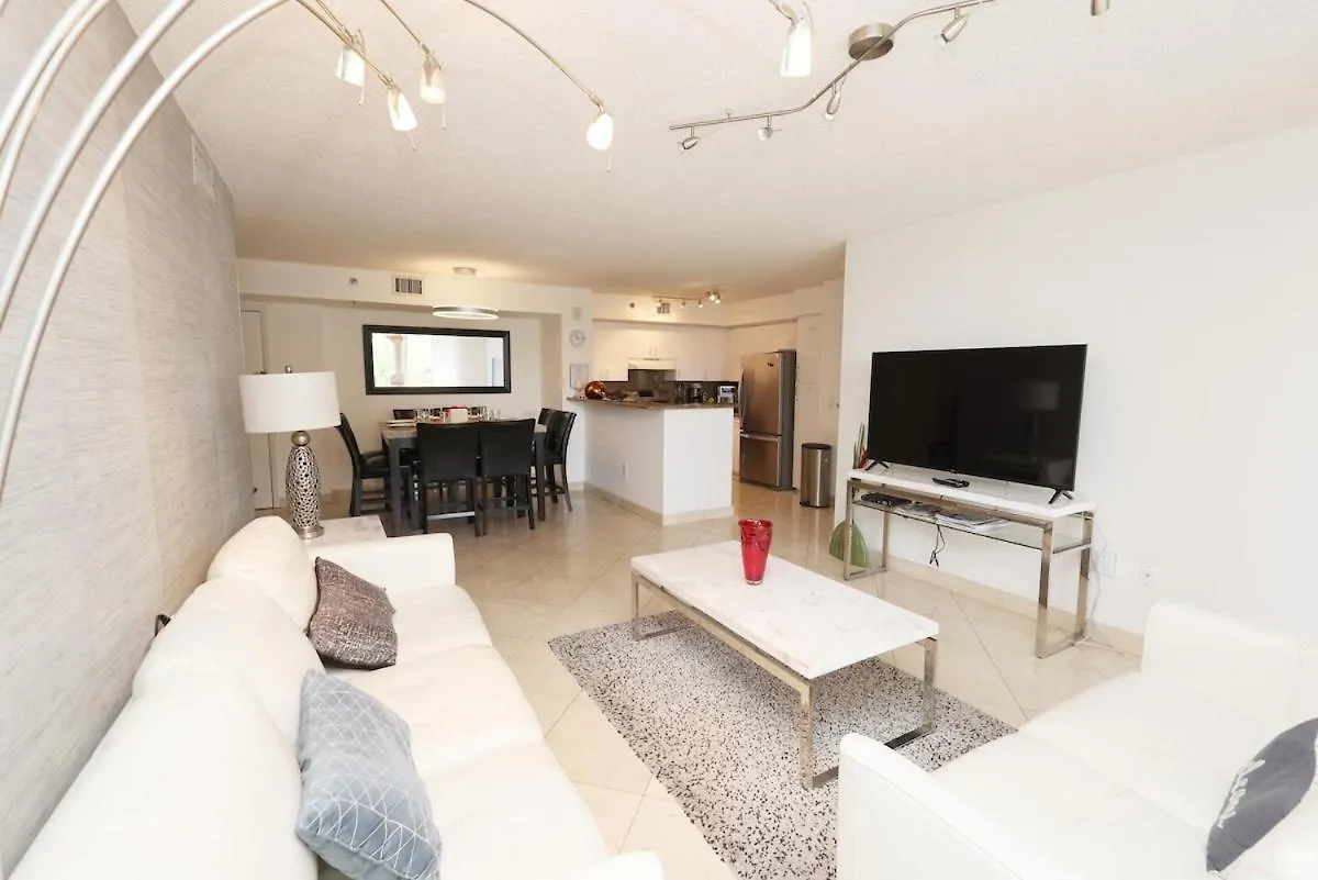 דירה 2 Bedrooms At Yacht Club Of Aventura