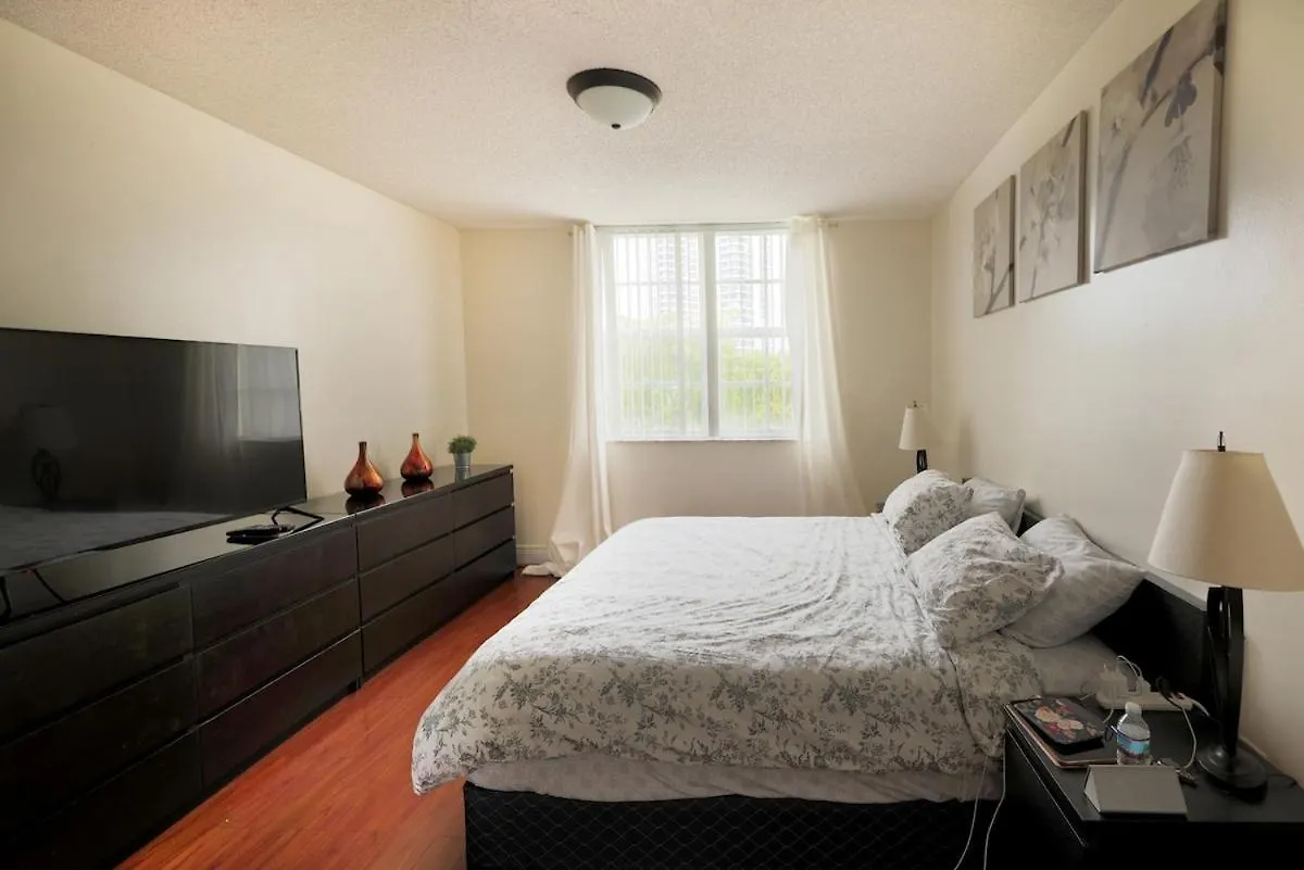 דירה 2 Bedrooms At Yacht Club Of Aventura מיאמי
