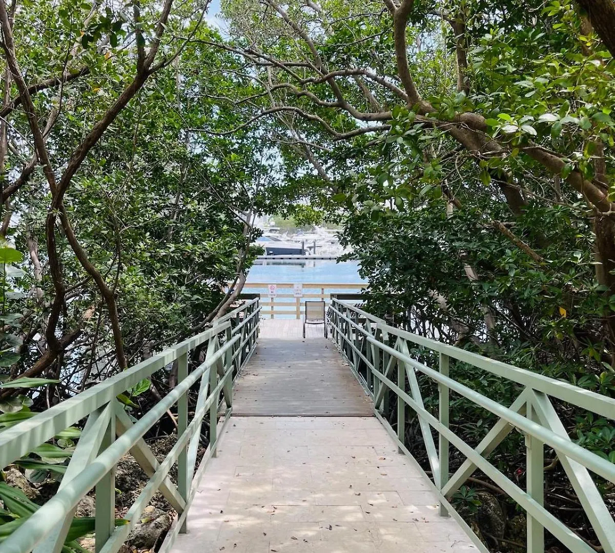 דירה 2 Bedrooms At Yacht Club Of Aventura מיאמי
