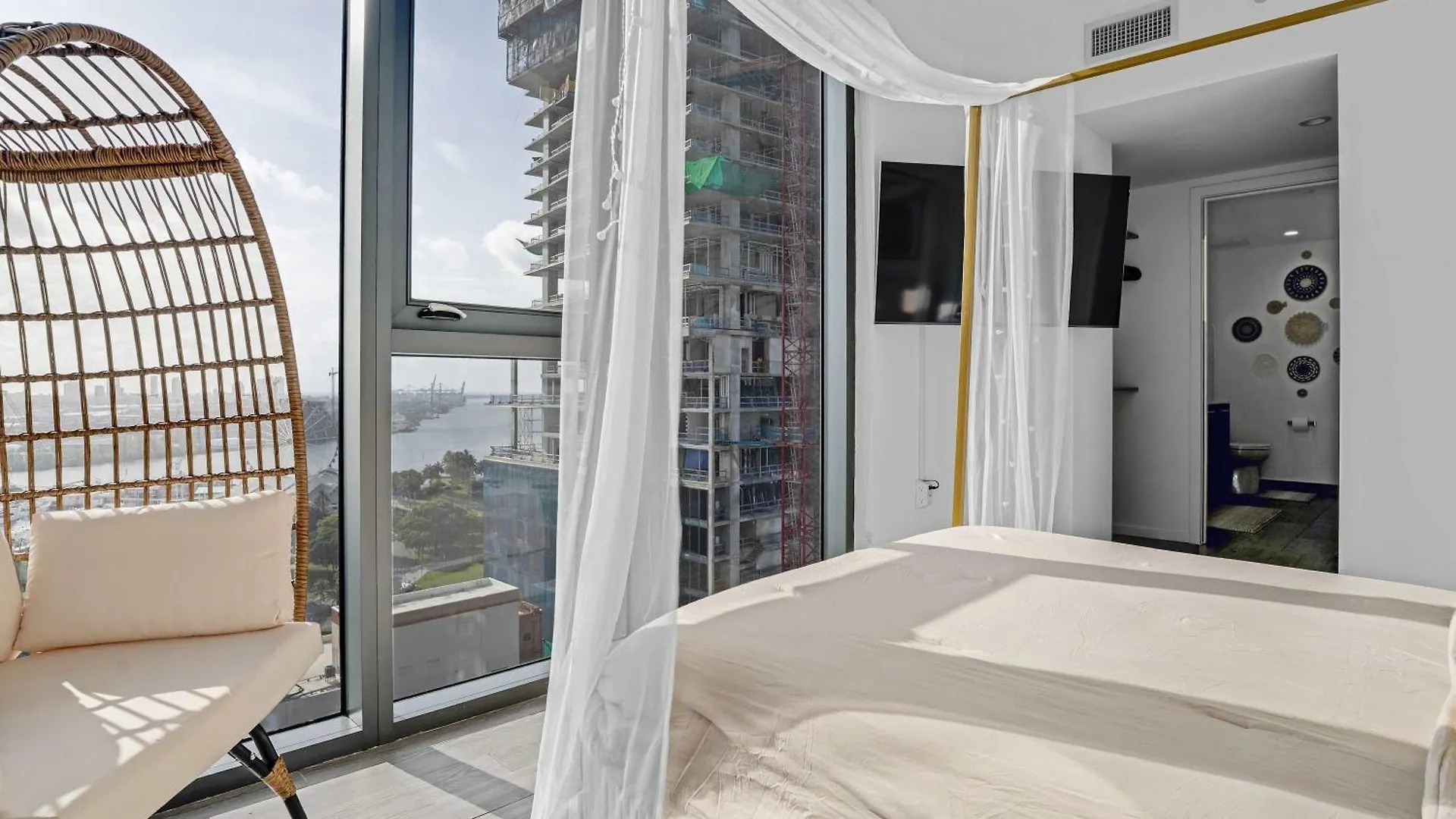 Cbd Luxepad 2b2b With Bay Views Gym Lounge 公寓 *