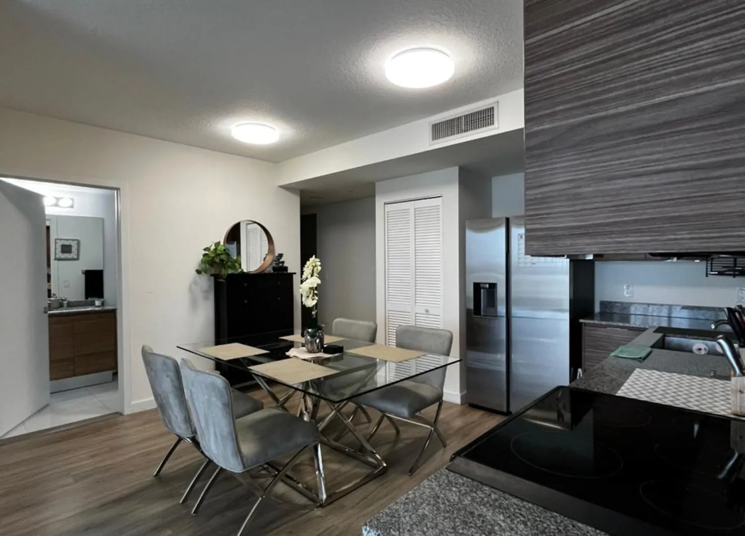 דירה Luxurious In The Heart Of