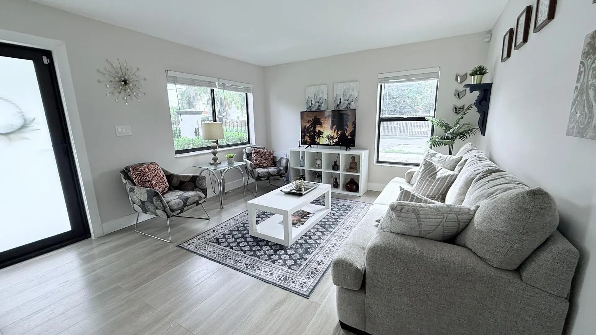 Cozy Near Coconut Grove And The Of