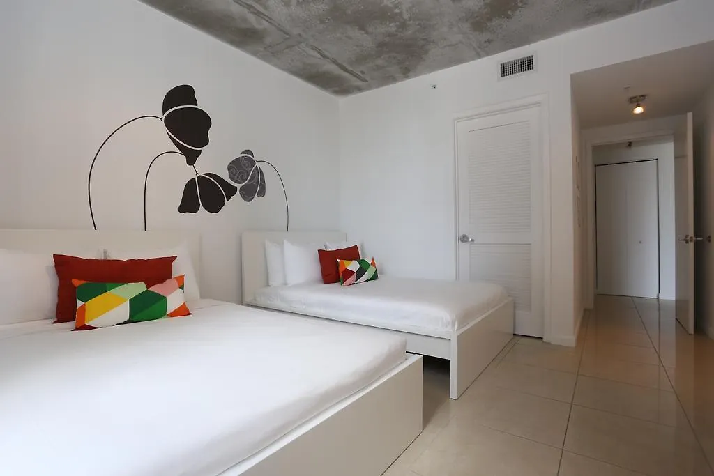 Apartment Design District Midtown By Nuovo *