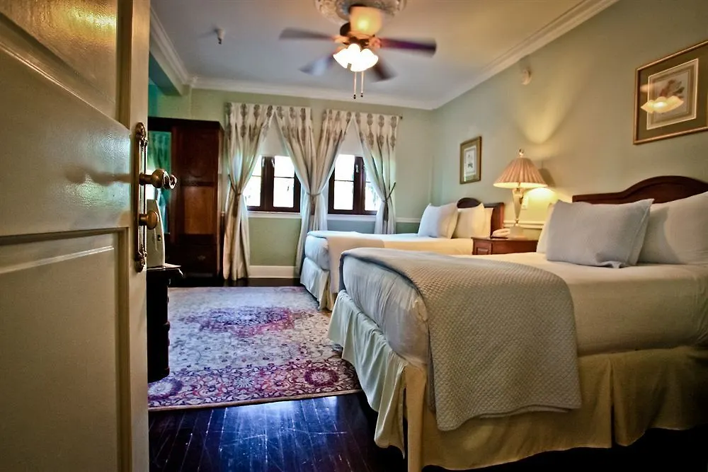 Hotel St. Michel Coral Gables