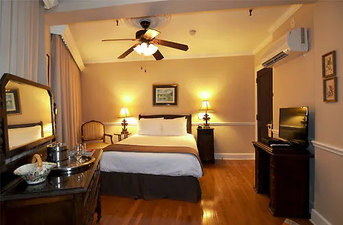 Hotel St. Michel 3*