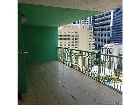 Brickell Bay Boardwalk - Waterfront Luxury Apartamento