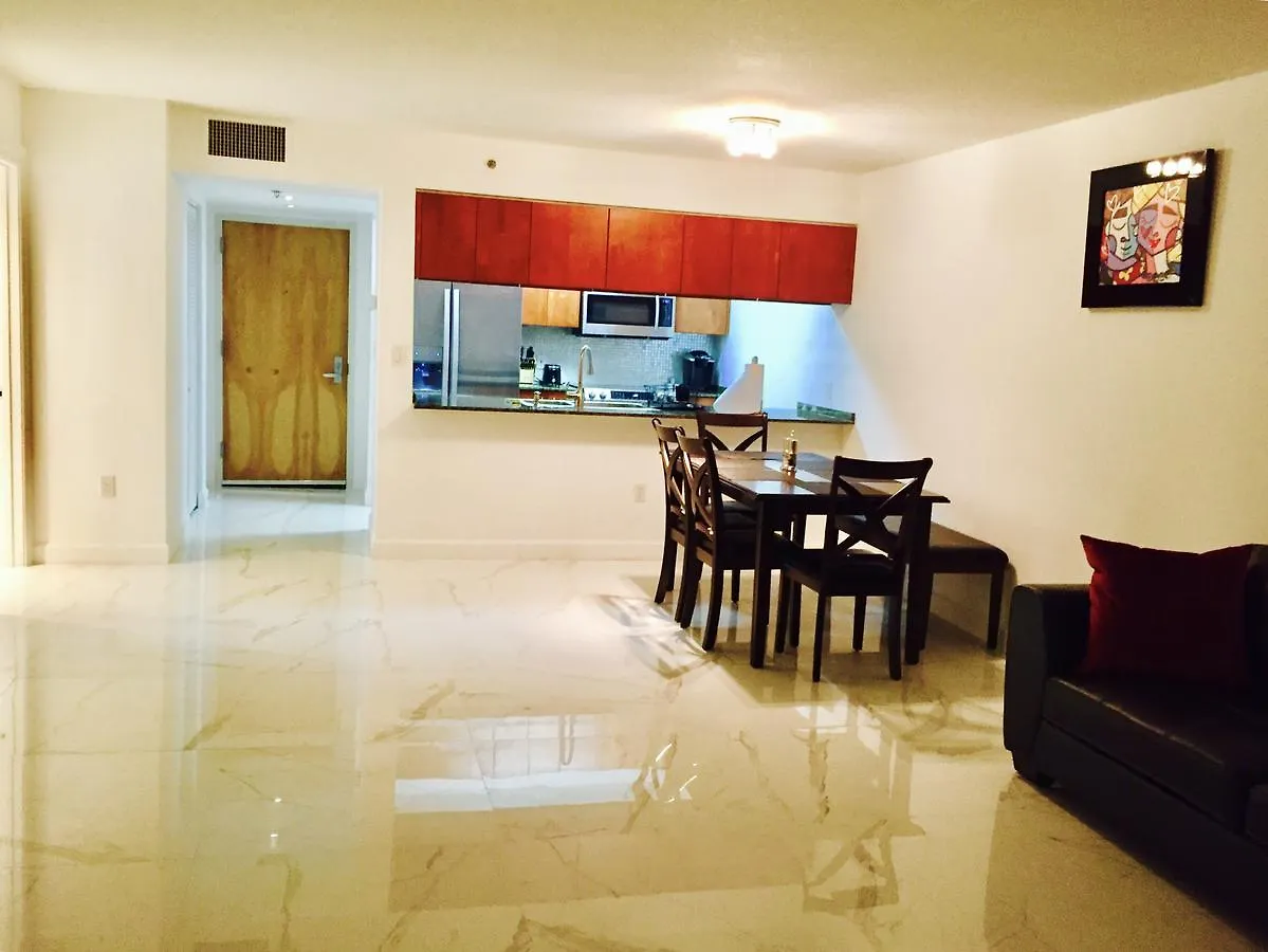 Brickell Bay Boardwalk - Waterfront Luxury Apartamento *