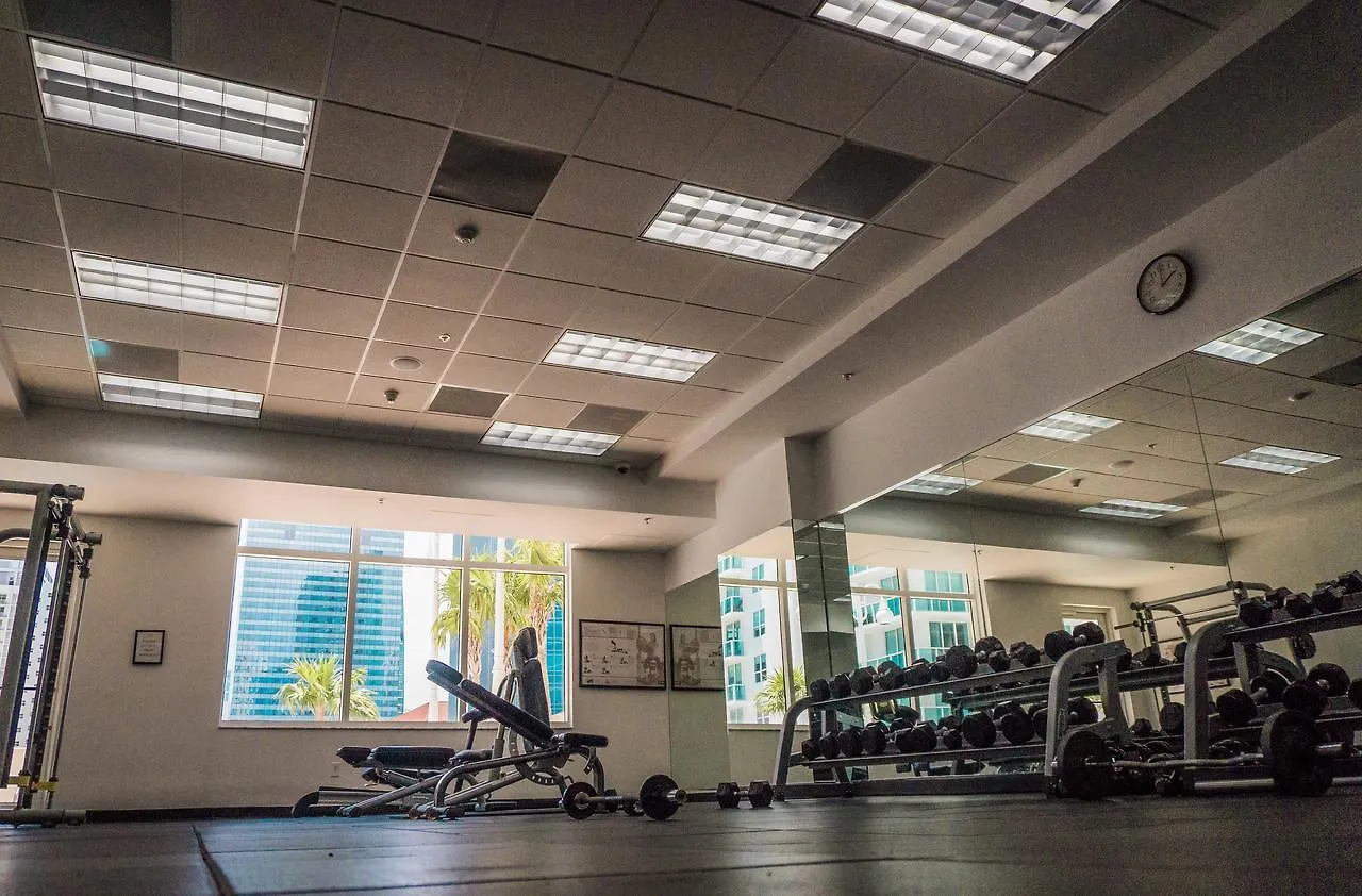 Brickell Bay Boardwalk - Waterfront Luxury Apartamento