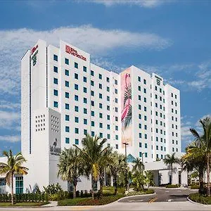 Homewood By Hilton Miami Dolphin Mall Hotel Sweetwater