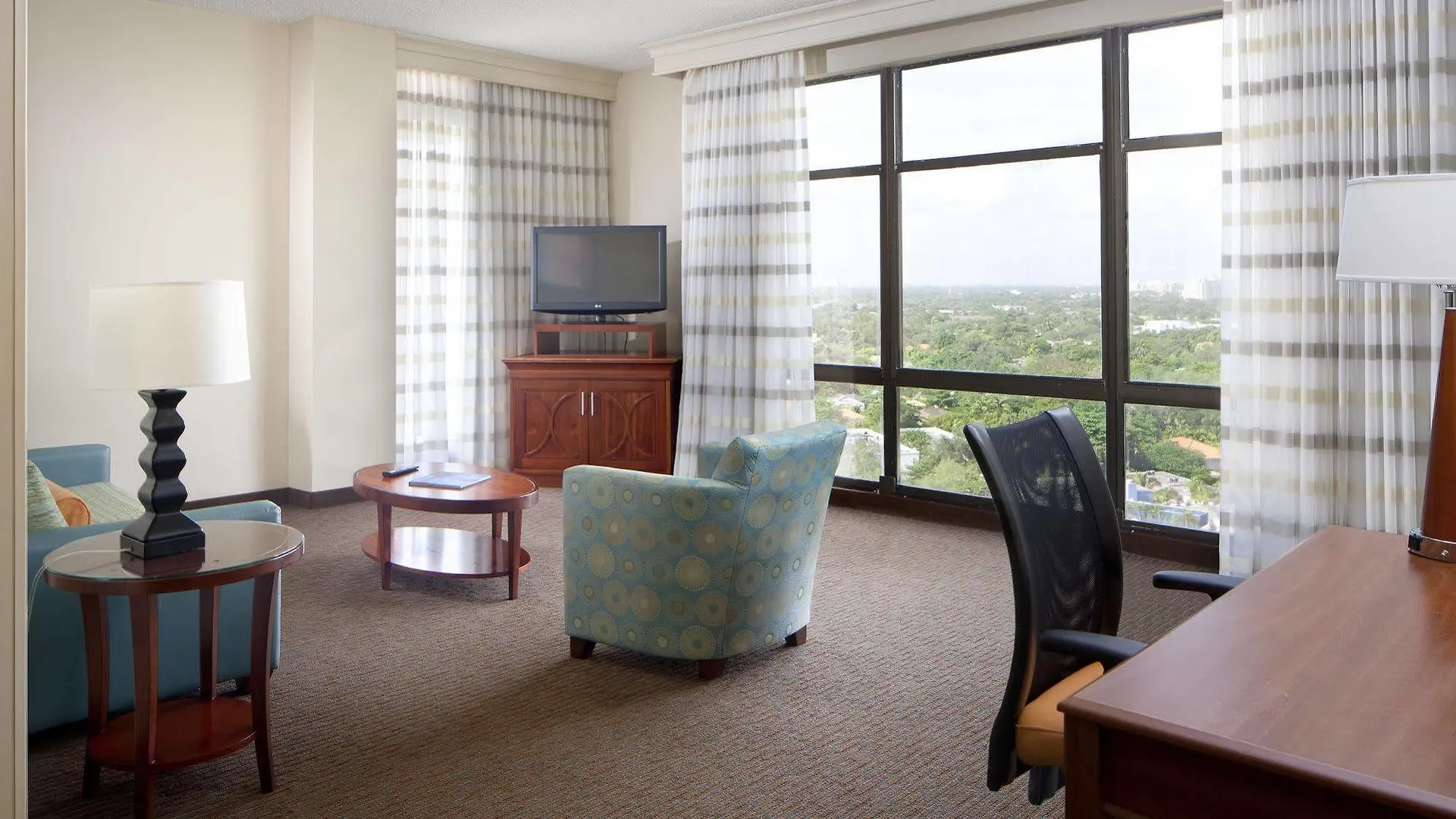 Hotel Courtyard Coconut Grove 3*