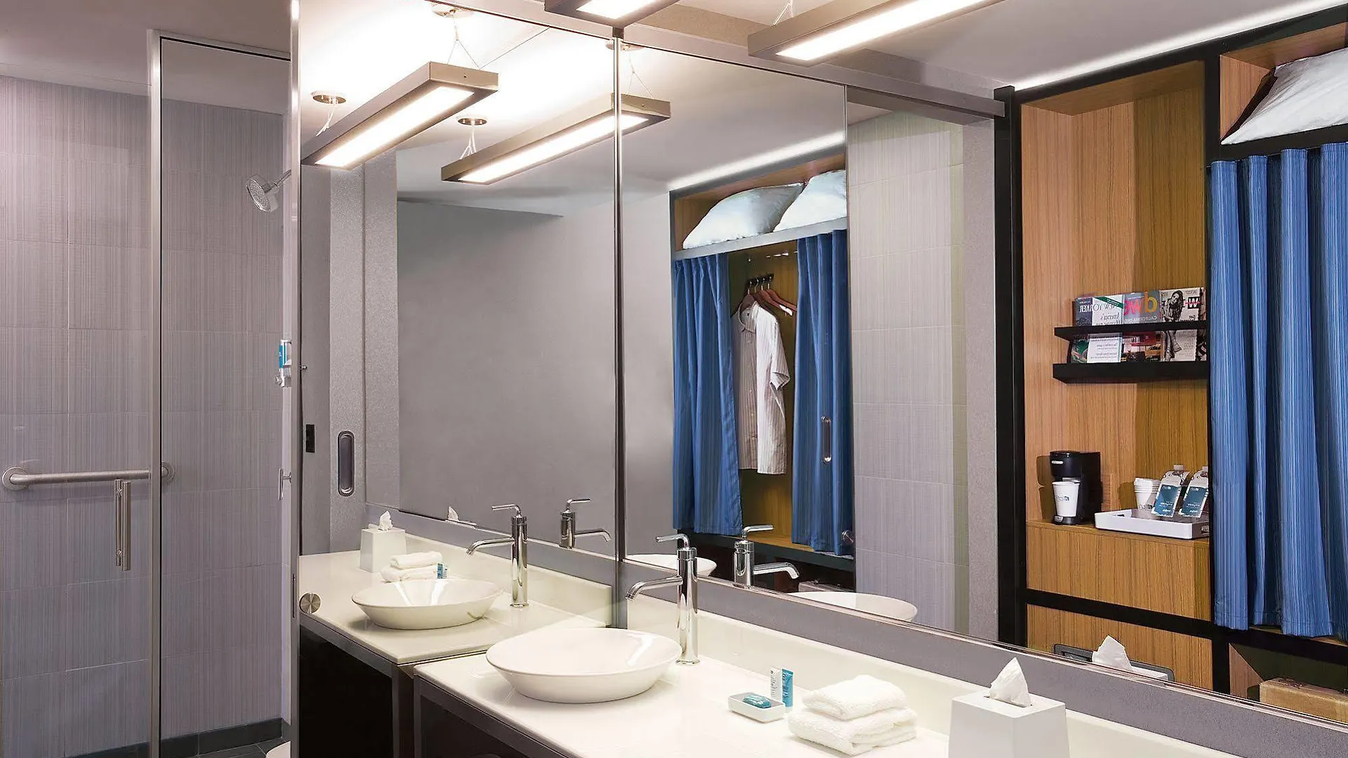 Aloft Brickell Hotel