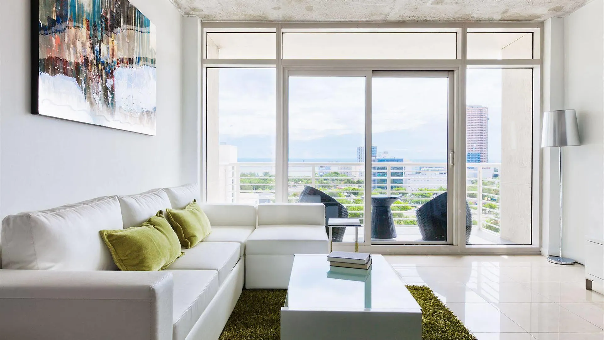 Sky At Midtown Apartamento *