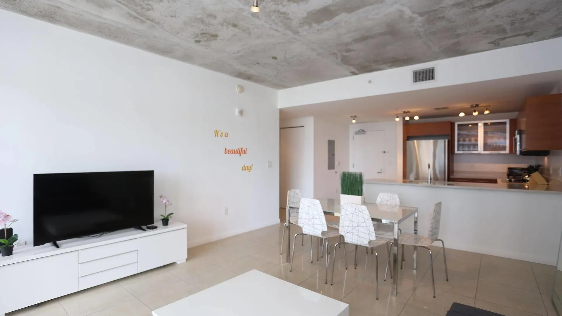 Sky At Midtown Apartamento *