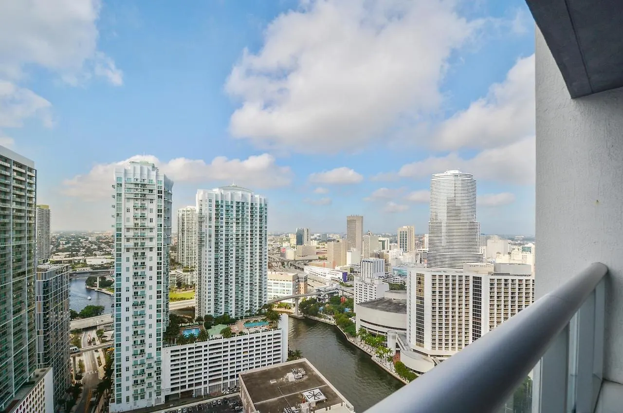 Sonder — Icon Brickell 3*