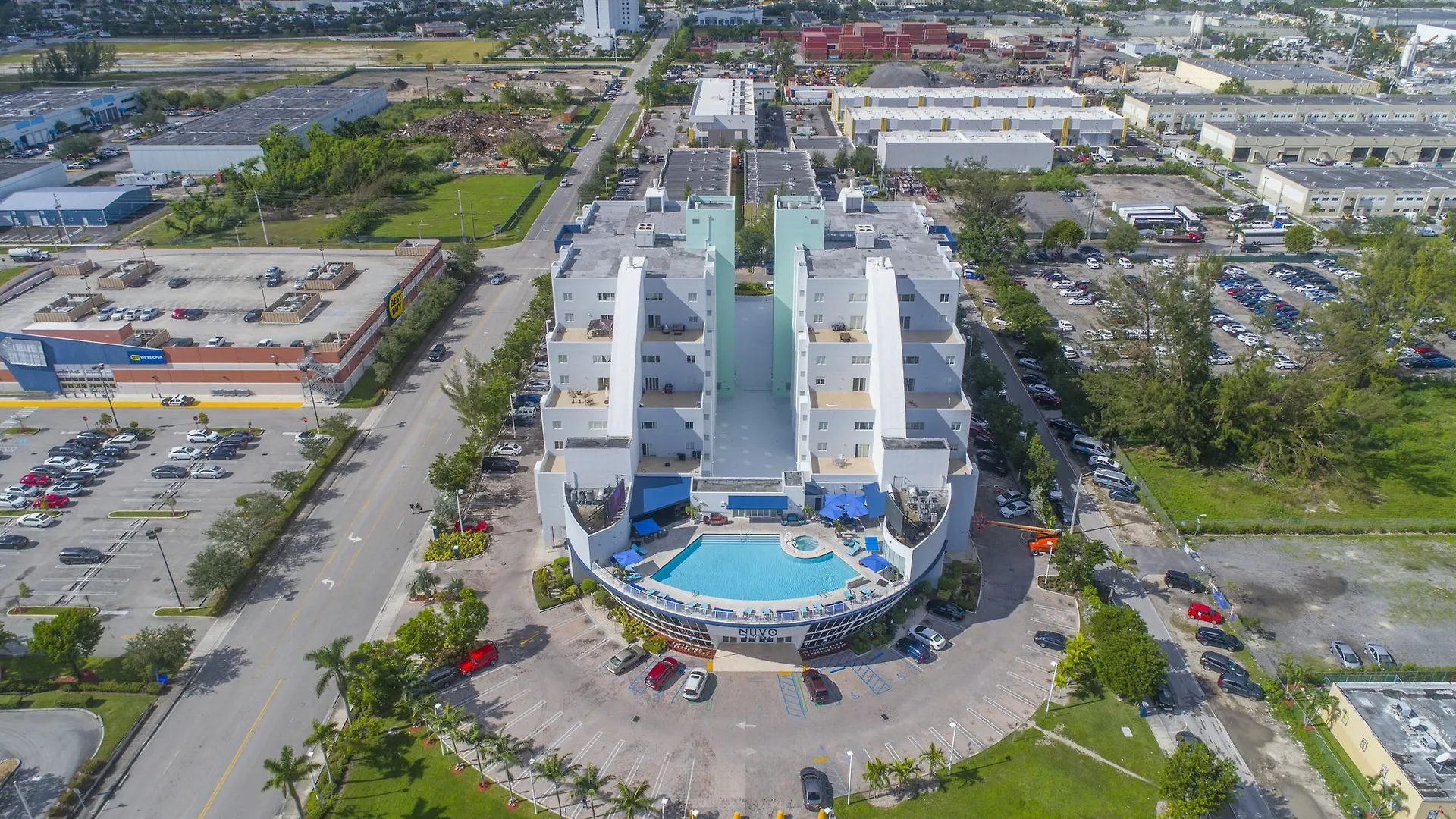 Nuvo - Miami / Doral