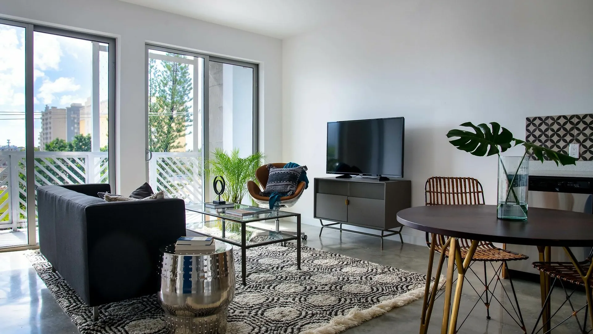 Apartment Bright In Little Havana By Sonder Miami