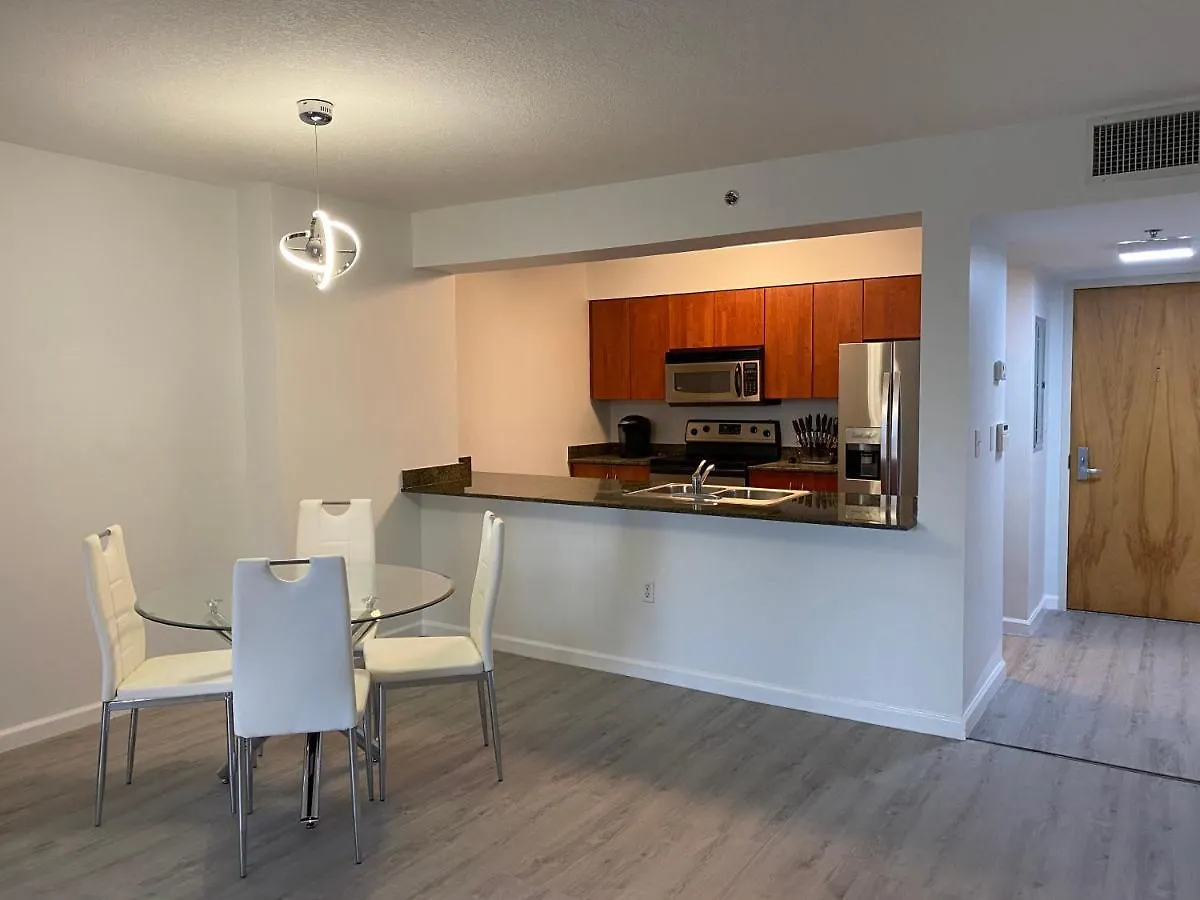Chic And Modern, Brickell / + Free Parking Appartamento