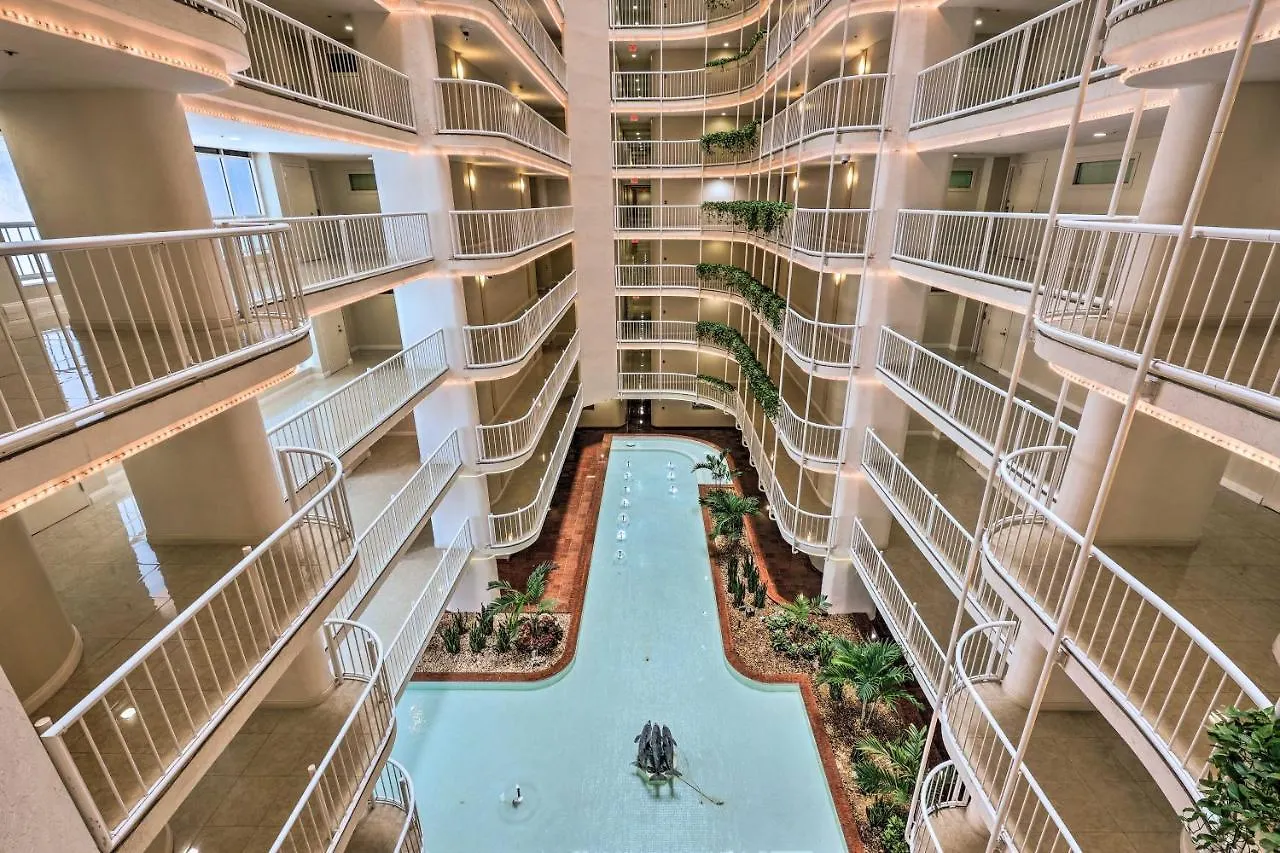 Waterfront High-rise - 5 Mi 公寓