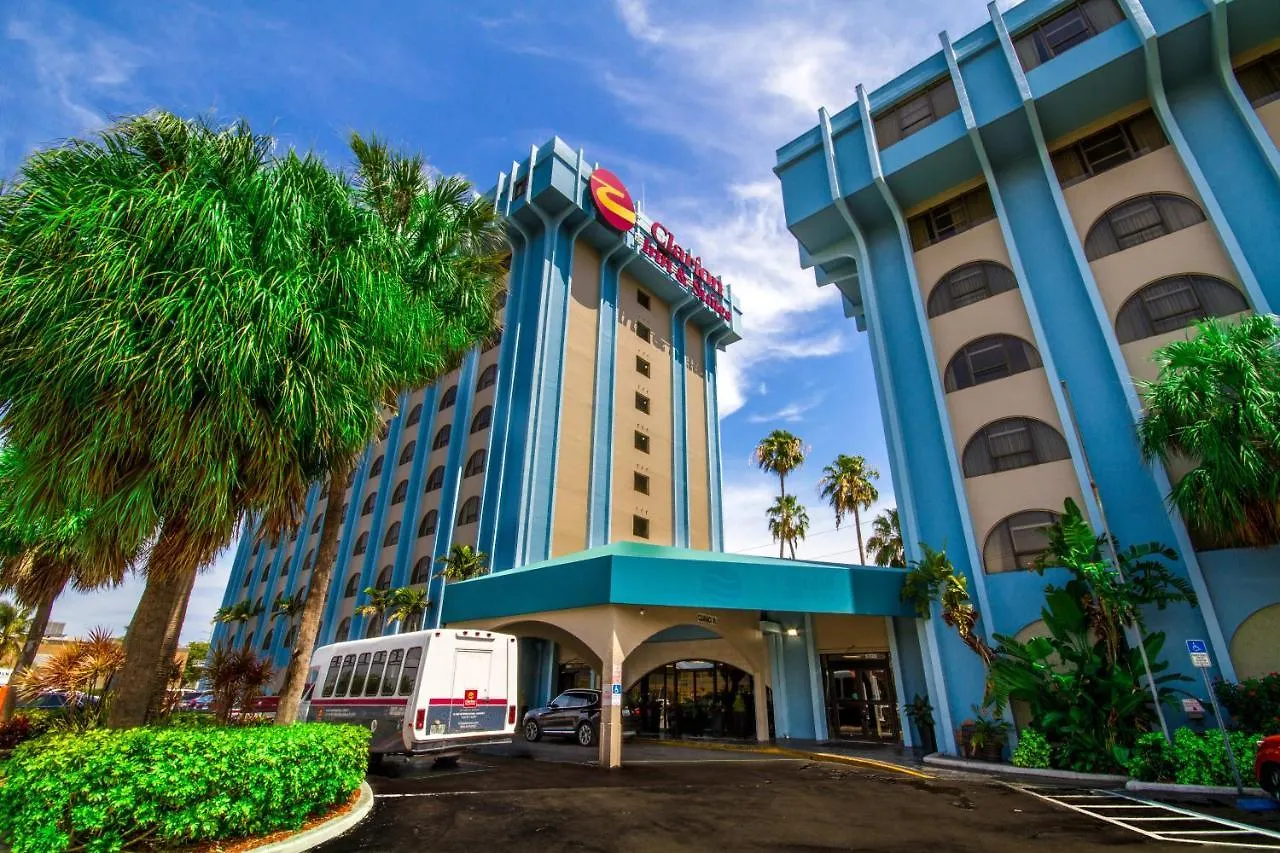 Clarion & Miami International Airport Hotell 2*