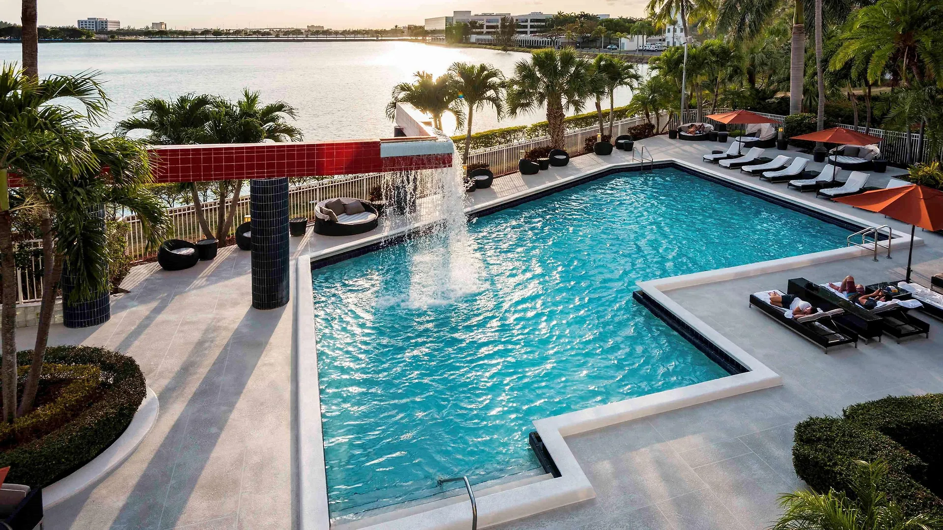 Pullman Miami Airport