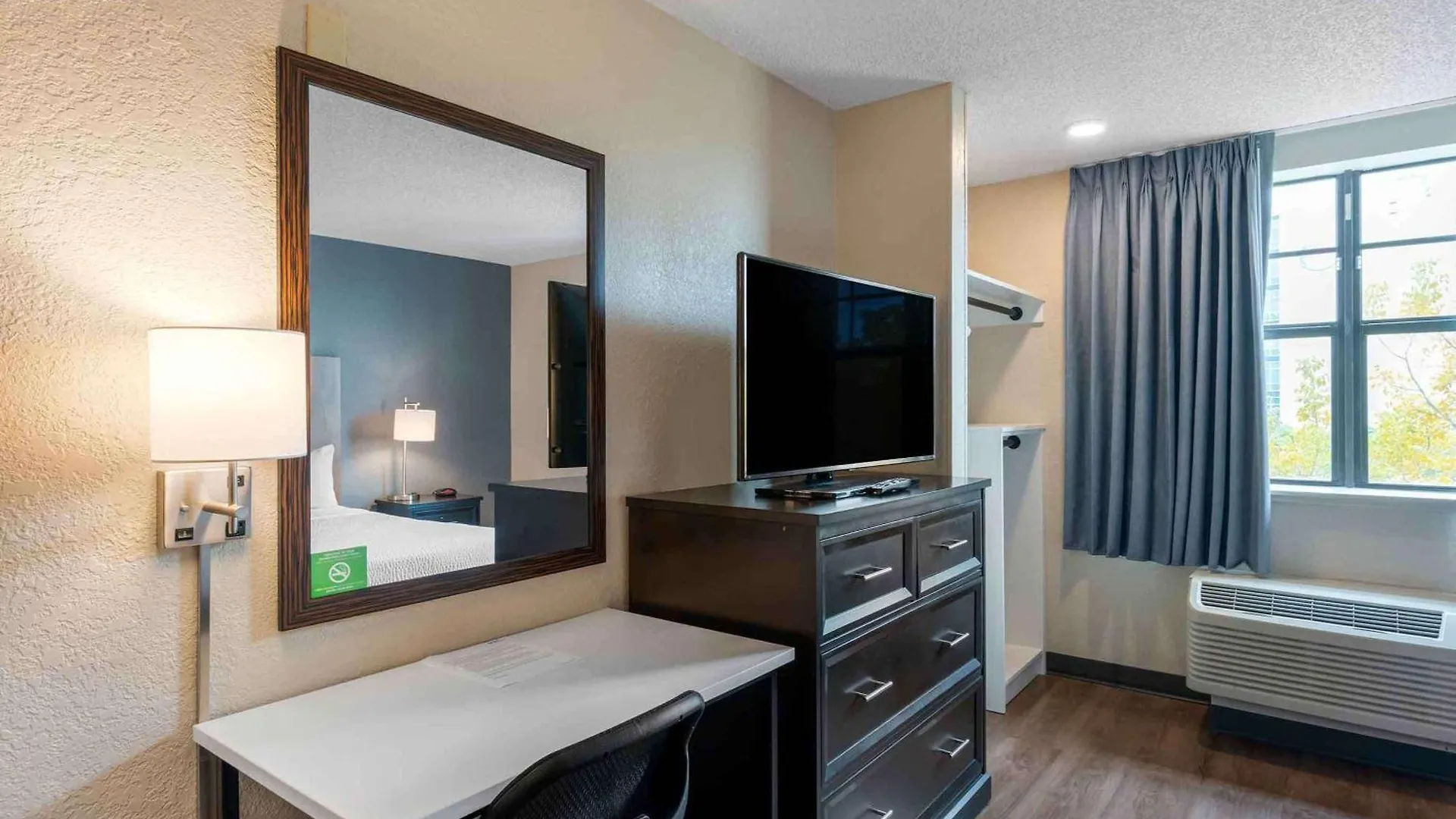 Hotel Extended America Premier - Miami - Airport - Doral - 87th Avenue South Sweetwater