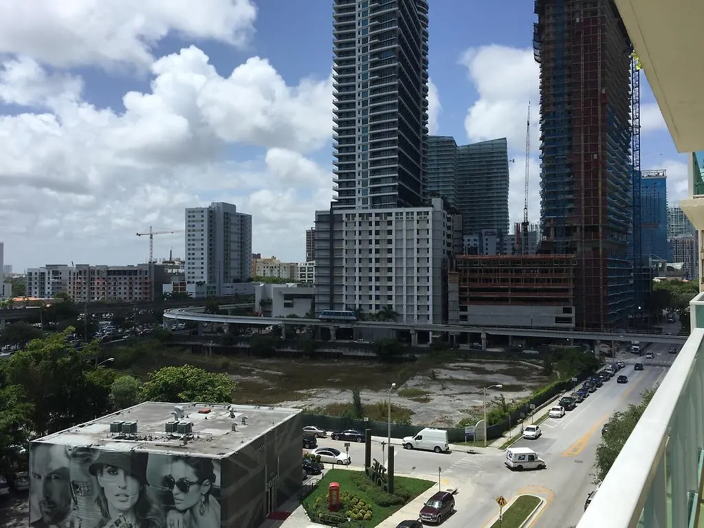 Lyx At One Broadway In Brickell * Miami