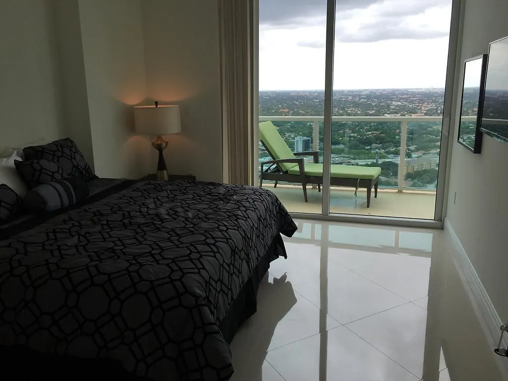 Lyx At One Broadway In Brickell Appartement