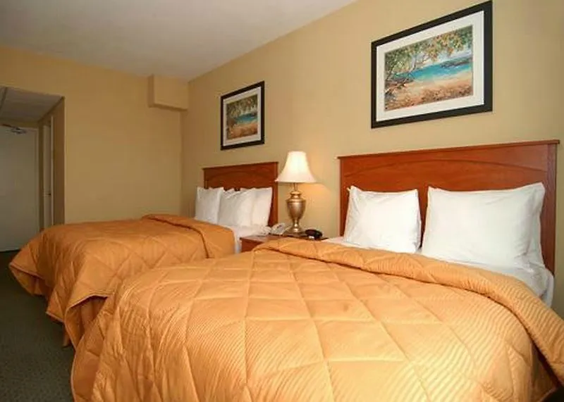 Clarion & Miami International Airport Hotell 2*