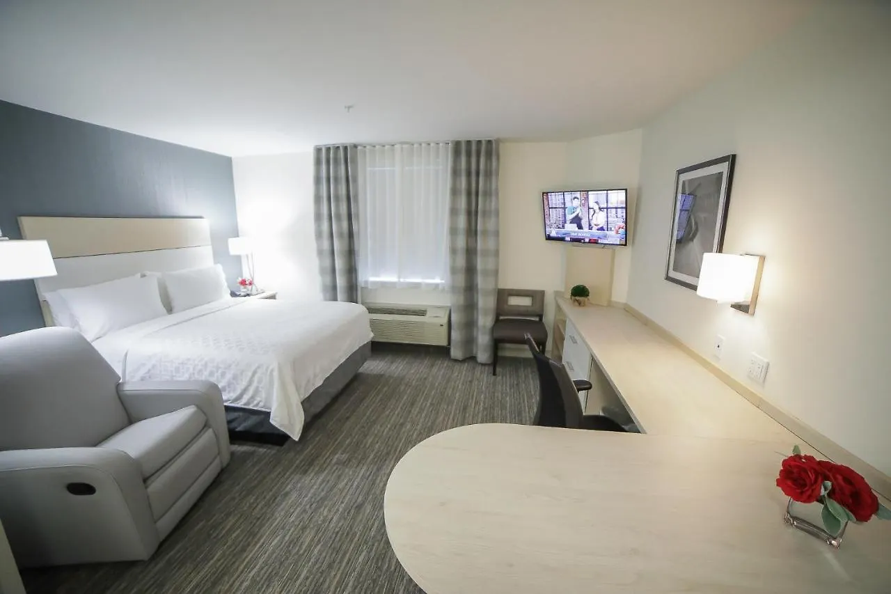Candlewood Miami Intl Airport - 36th St By Ihg