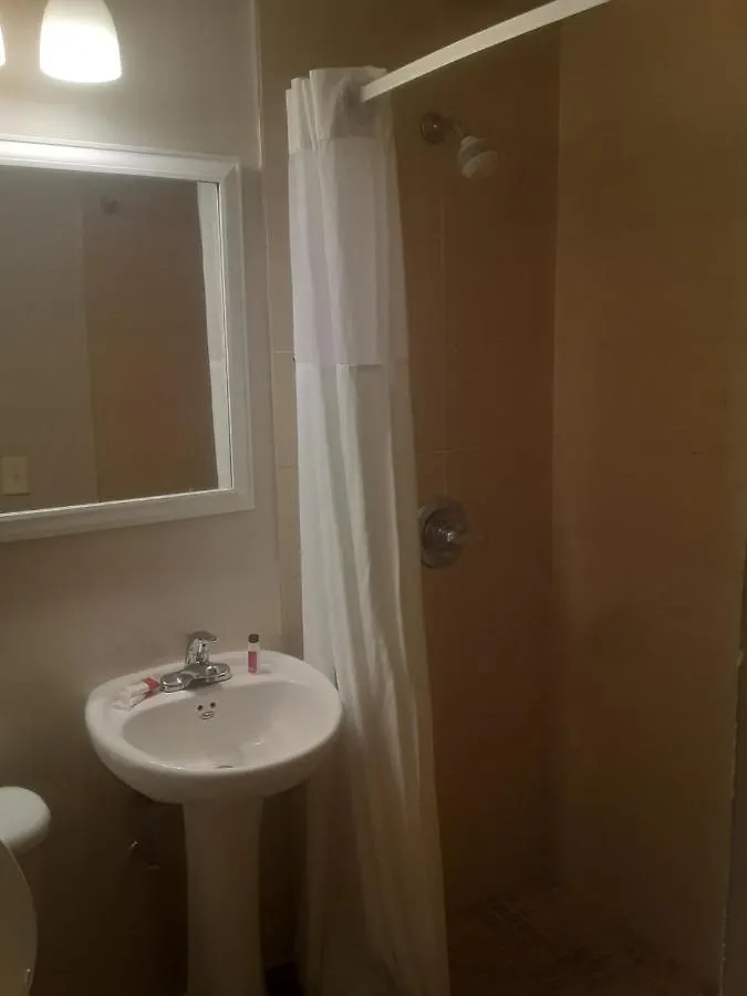 Hotel Days By Wyndham Miami Airport North