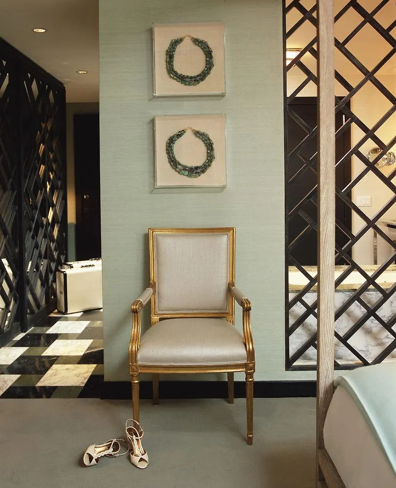 W Miami