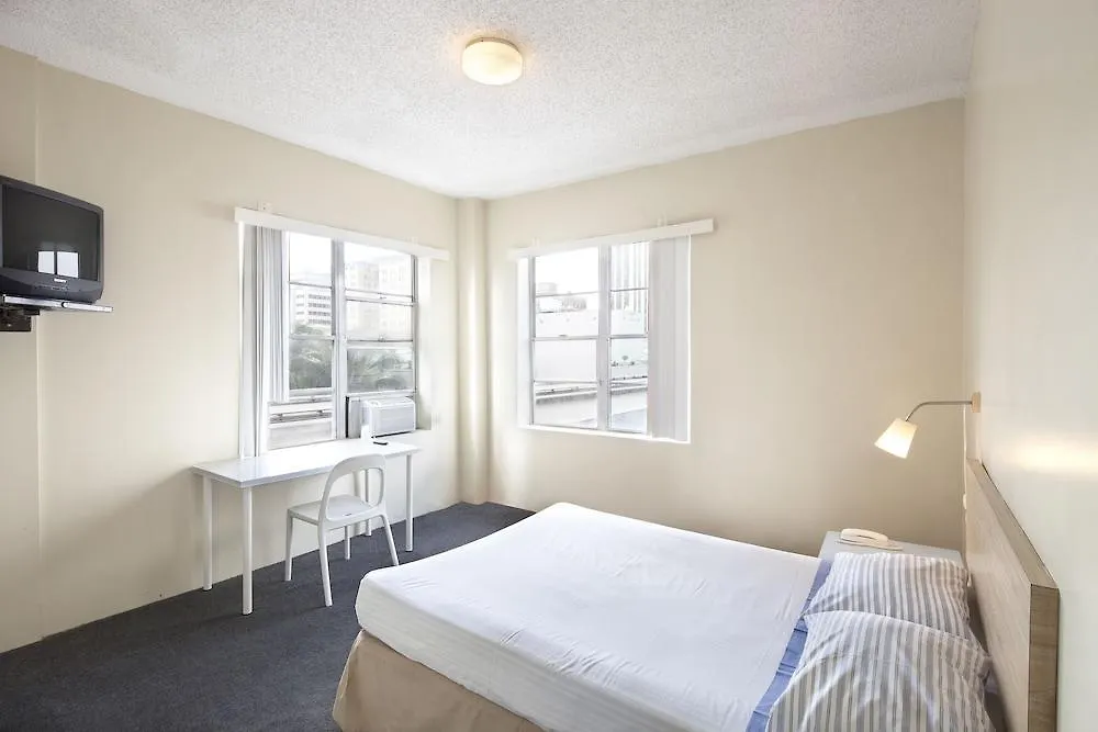 Hotel Leamington - Downtown / Port Of 2*