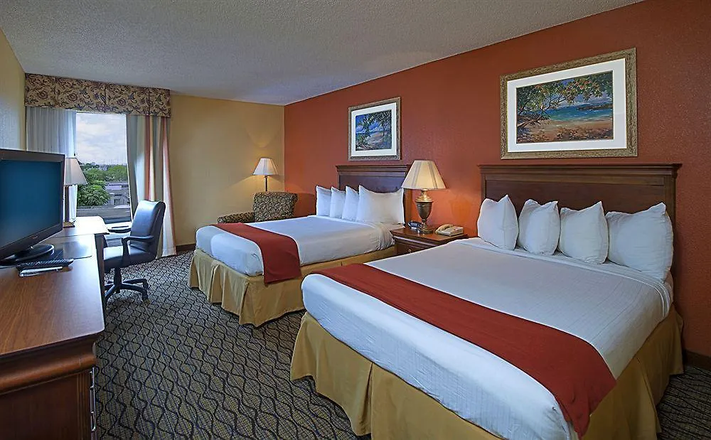 Hotel Onyx Airport 3*